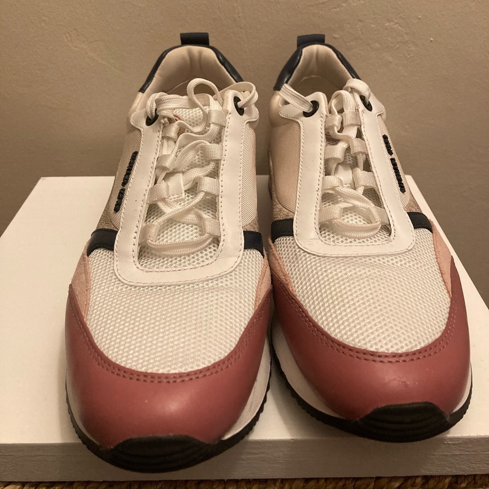 Fashion sneakers
